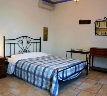 Chiliadromia Studios Alonnisos Town Room photo